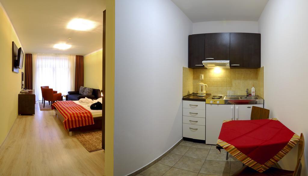 Luxury Apartment Kristof Bešeňová Pokój zdjęcie