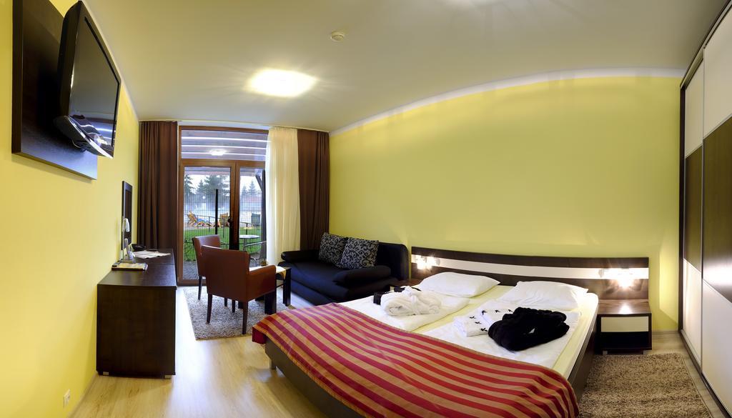 Luxury Apartment Kristof Bešeňová Zewnętrze zdjęcie